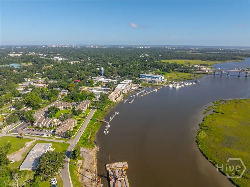 3005 River Drive Savannah GA 31404