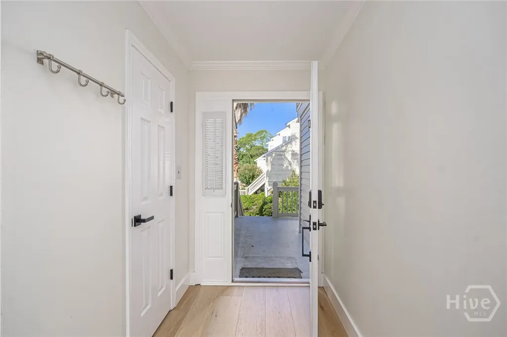 3005 River Drive Savannah GA 31404