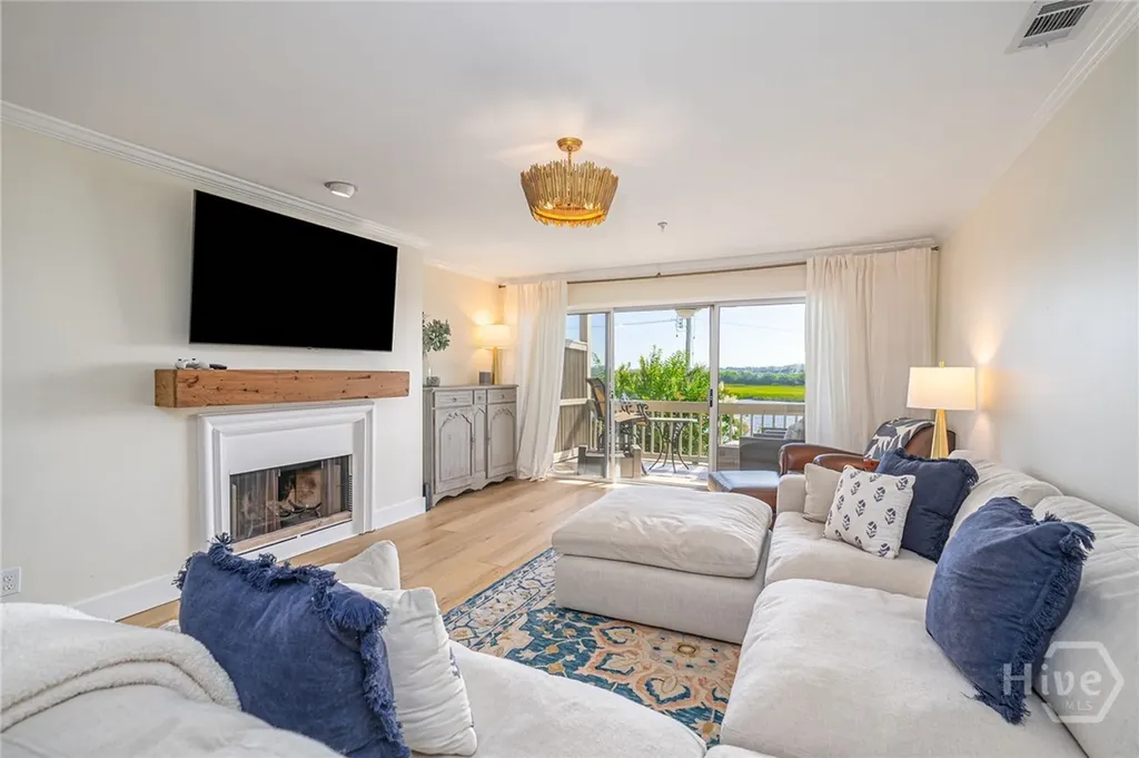 3005 River Drive Savannah GA 31404