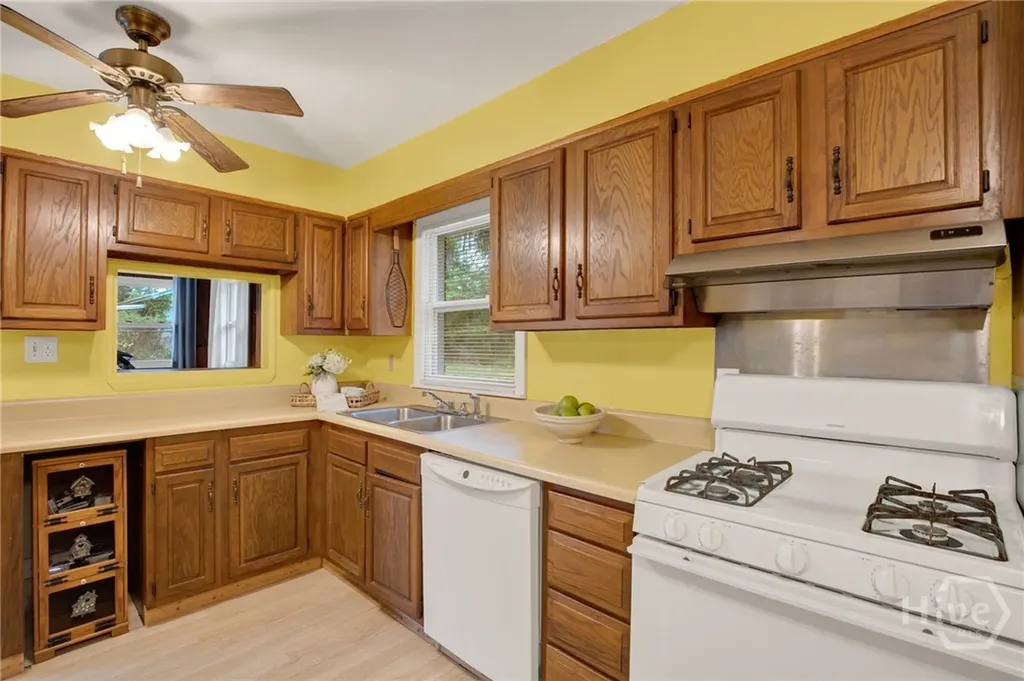 2206 Jordan Drive Savannah GA 31404