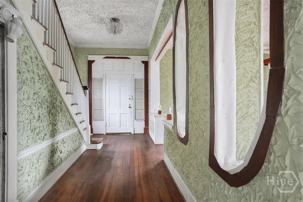 643 E 40th Street Savannah GA 31401