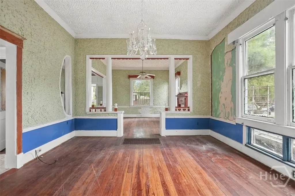 643 E 40th Street Savannah GA 31401