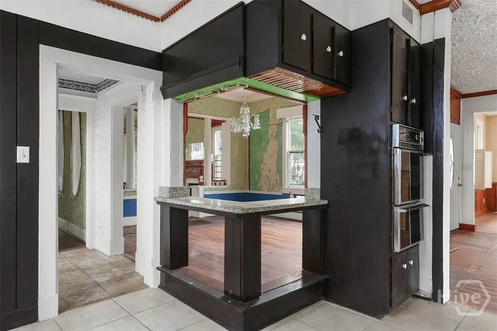 643 E 40th Street Savannah GA 31401