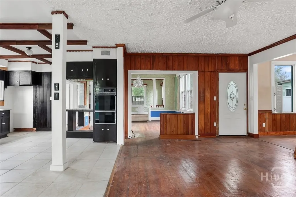 643 E 40th Street Savannah GA 31401