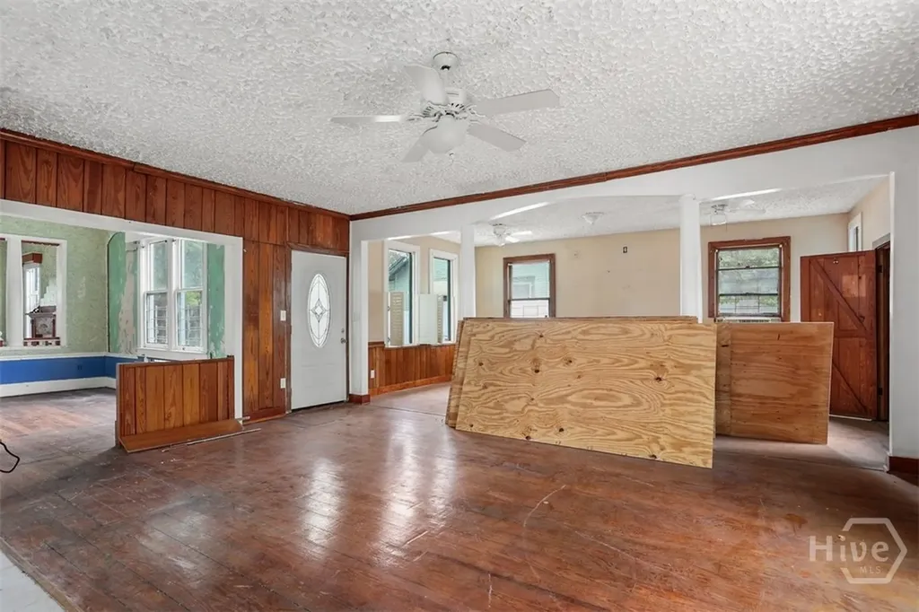 643 E 40th Street Savannah GA 31401