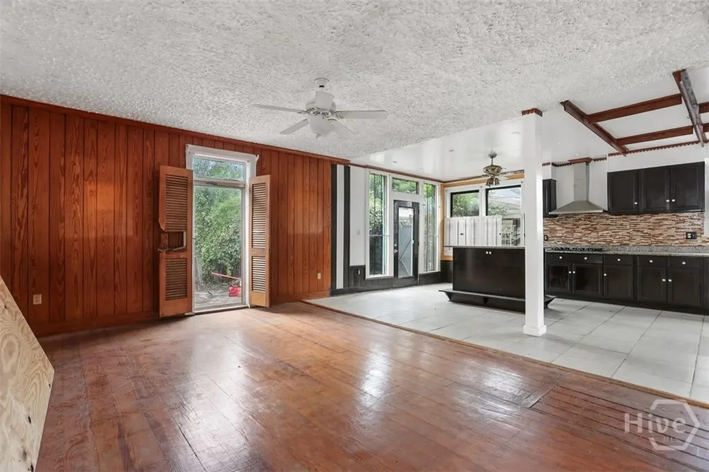 643 E 40th Street Savannah GA 31401