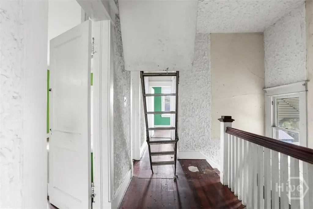 643 E 40th Street Savannah GA 31401