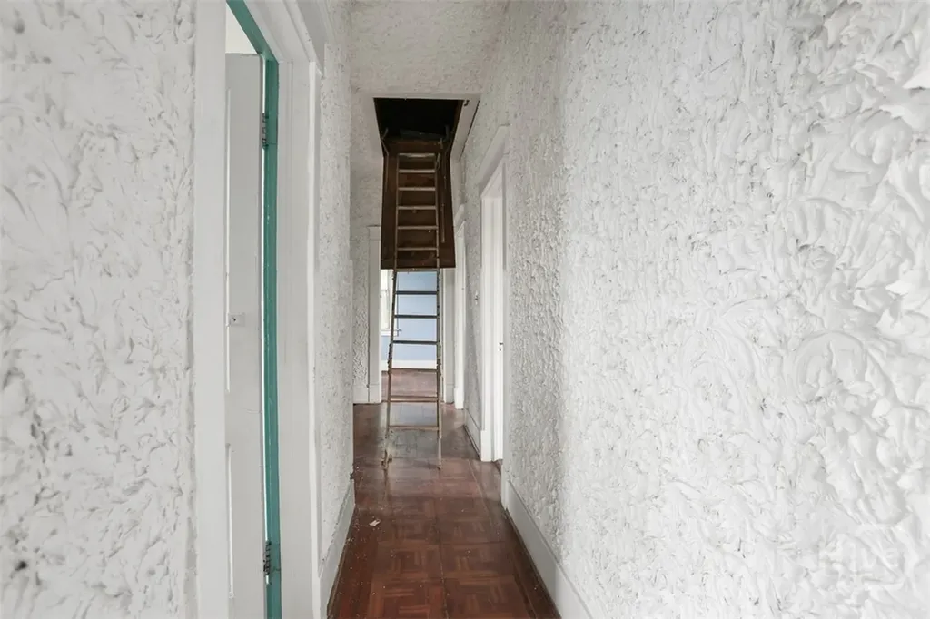 643 E 40th Street Savannah GA 31401