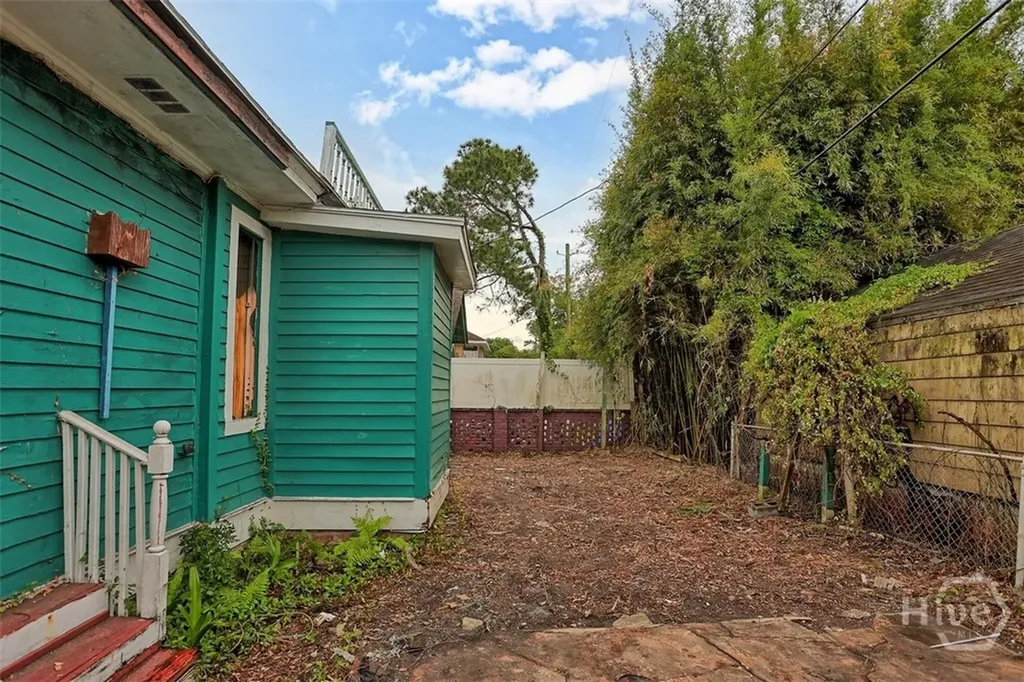 643 E 40th Street Savannah GA 31401