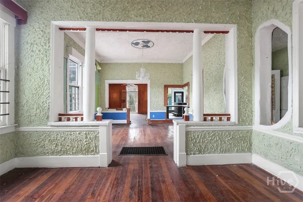 643 E 40th Street Savannah GA 31401