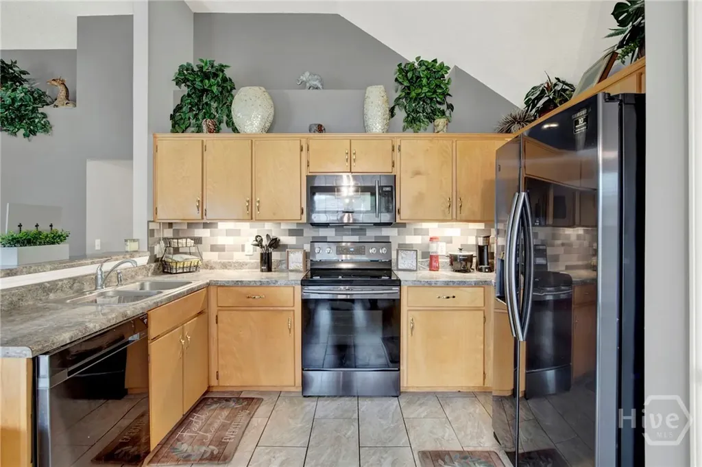 5 Nantucket Court Pooler GA