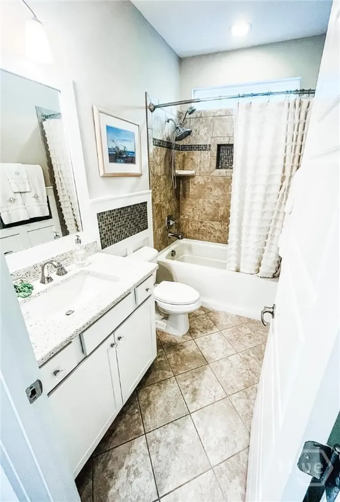 14 Dockside Drive Savannah GA 31410