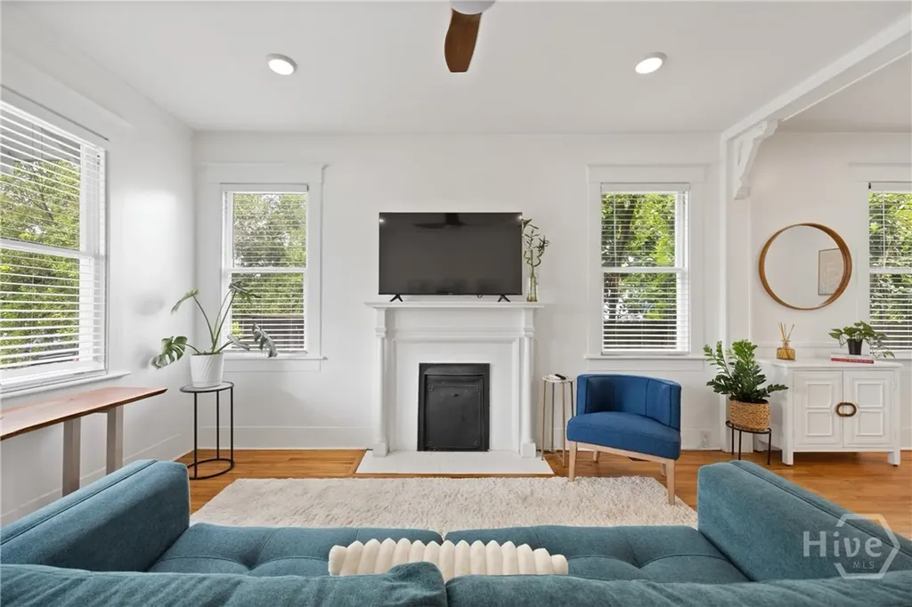 314 E 51st Street Savannah GA 31405