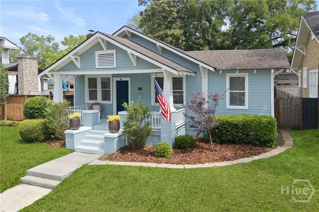 314 E 51st Street Savannah GA 31405