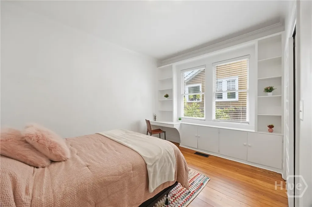 314 E 51st Street Savannah GA 31405