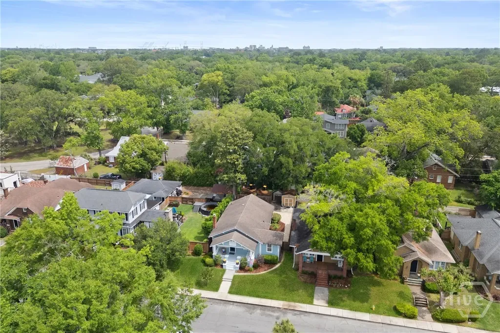 314 E 51st Street Savannah GA 31405