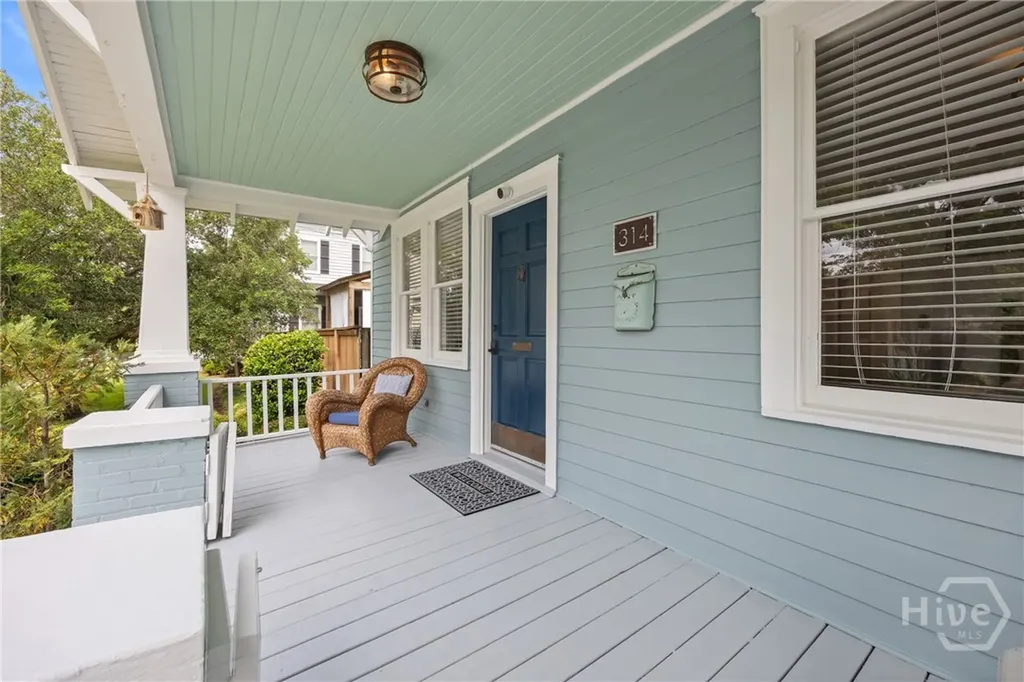 314 E 51st Street Savannah GA 31405