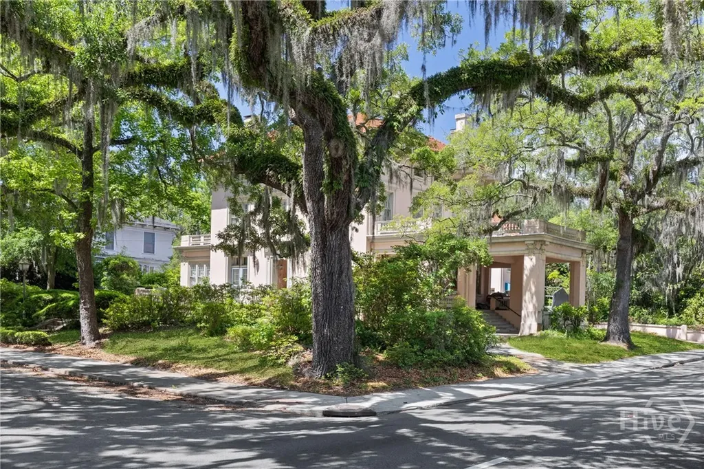 2601 Atlantic Avenue Savannah GA 31405