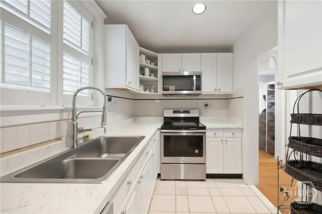 2601 Atlantic Avenue Savannah GA 31405