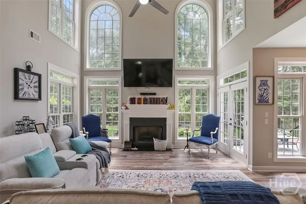 59 White Oak Bluff Savannah GA 31405