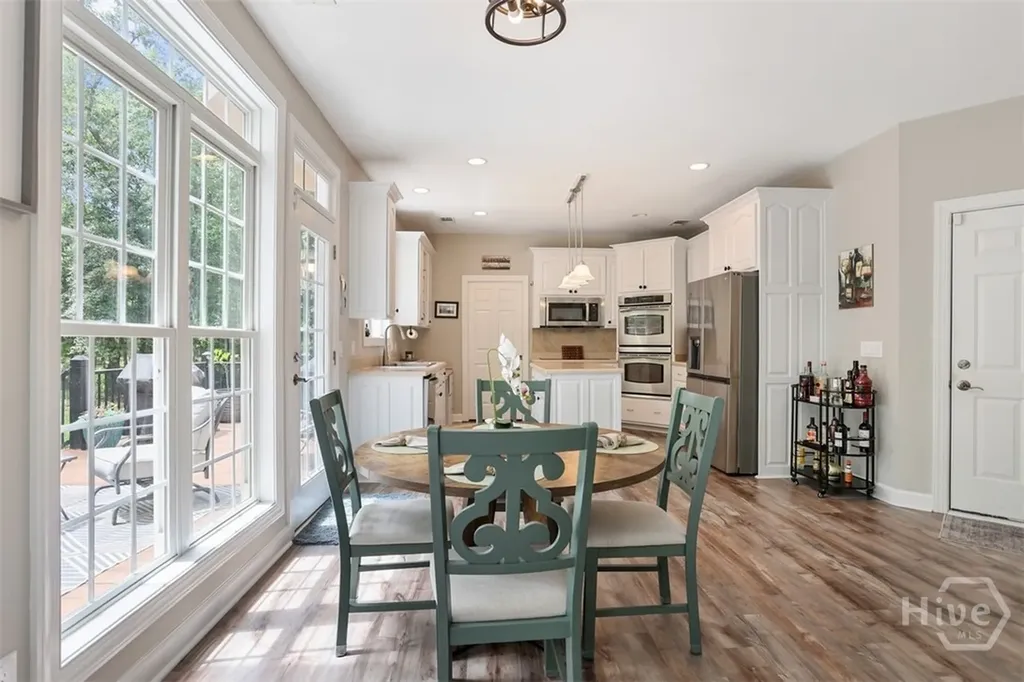 59 White Oak Bluff Savannah GA 31405