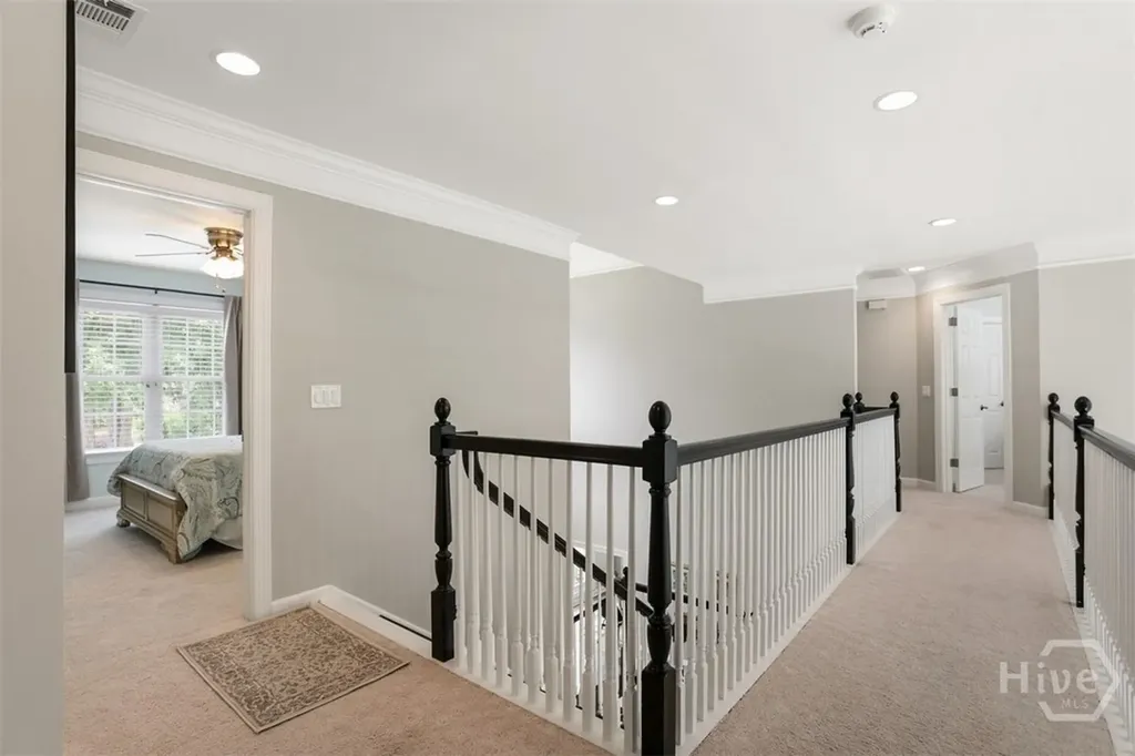 59 White Oak Bluff Savannah GA 31405