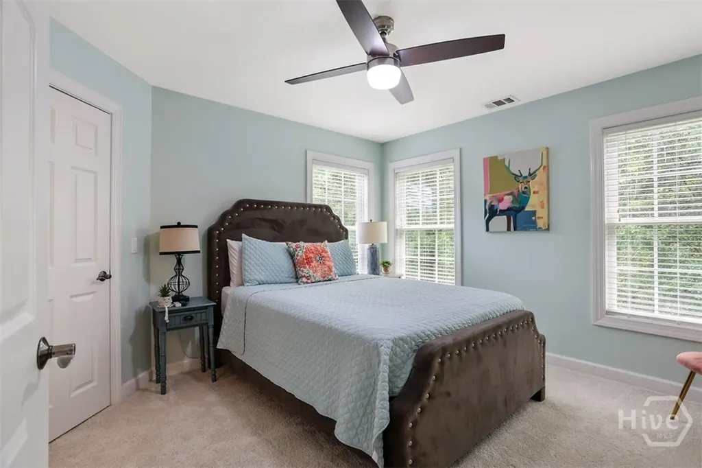 59 White Oak Bluff Savannah GA 31405