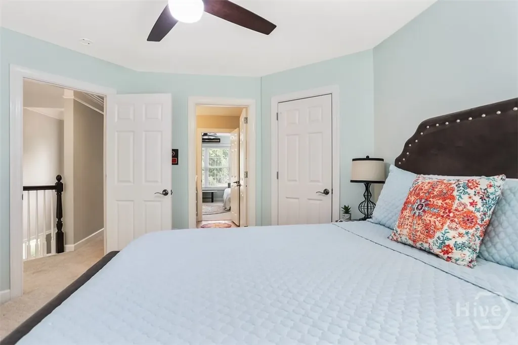 59 White Oak Bluff Savannah GA 31405