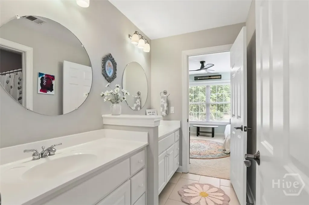 59 White Oak Bluff Savannah GA 31405