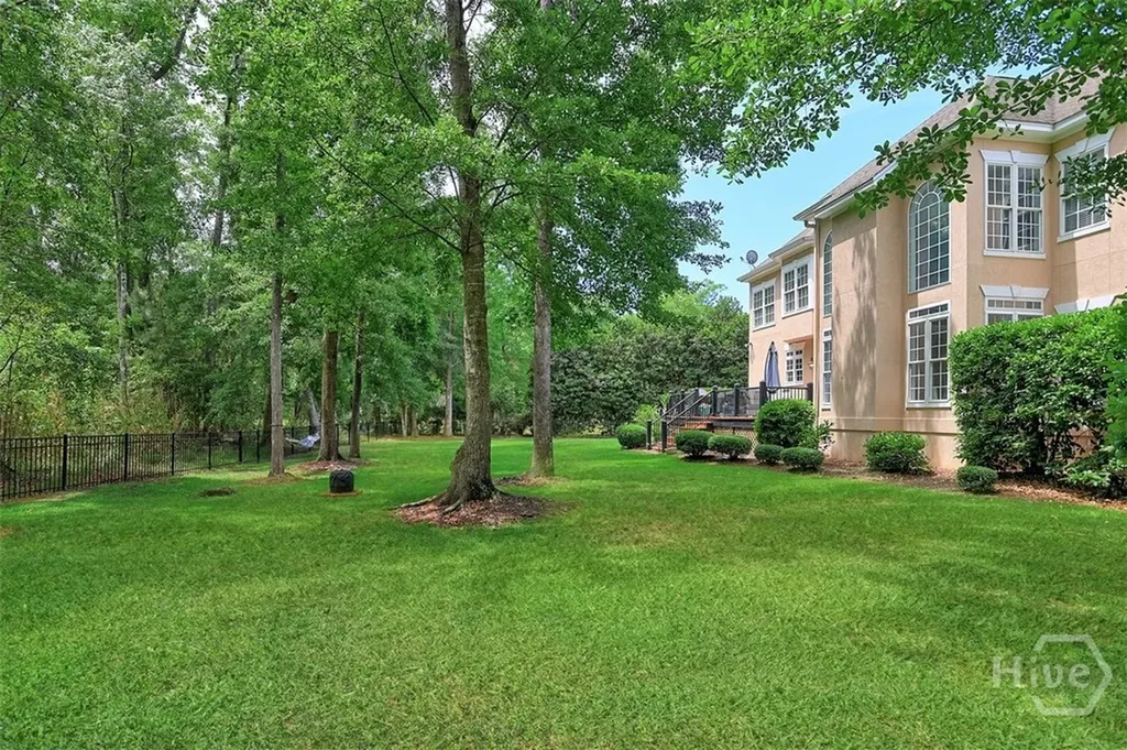 59 White Oak Bluff Savannah GA 31405