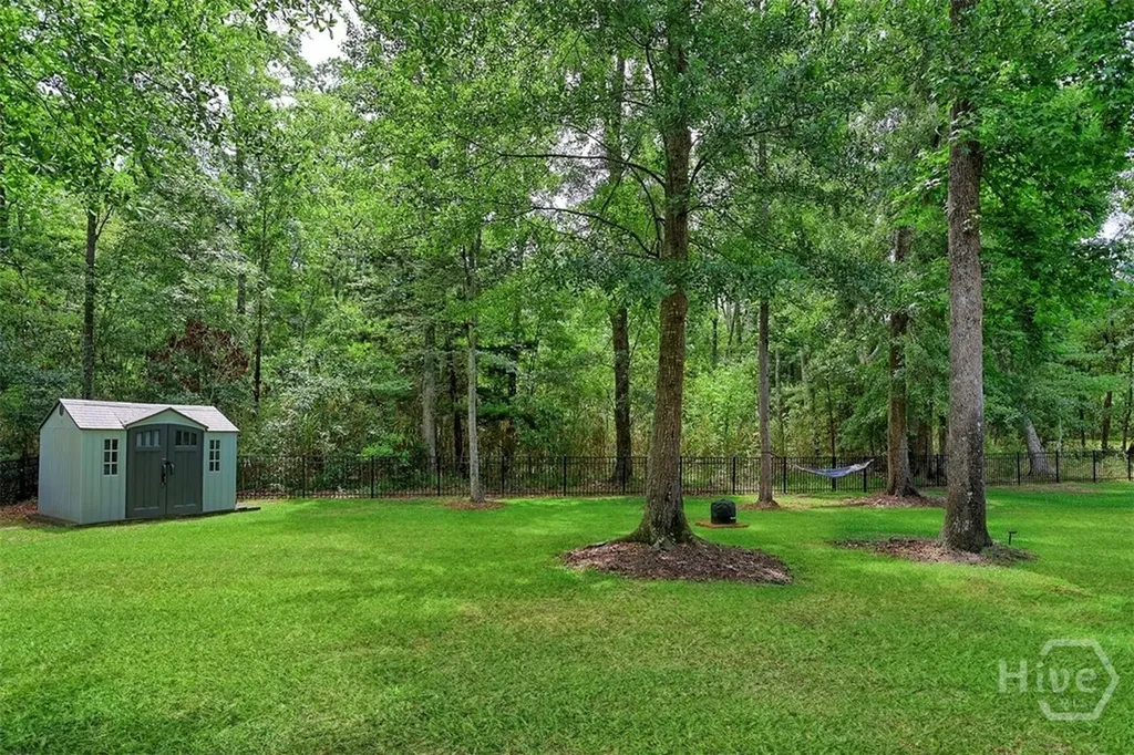 59 White Oak Bluff Savannah GA 31405