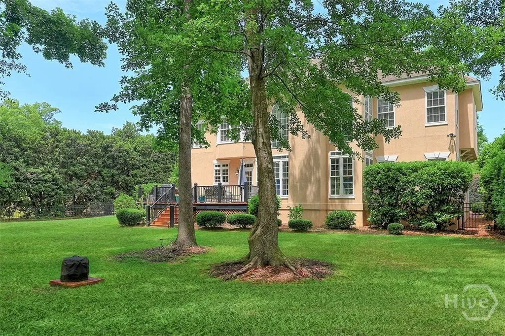 59 White Oak Bluff Savannah GA 31405