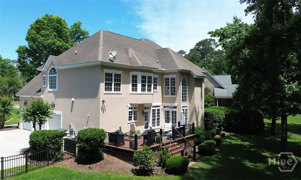 59 White Oak Bluff Savannah GA 31405