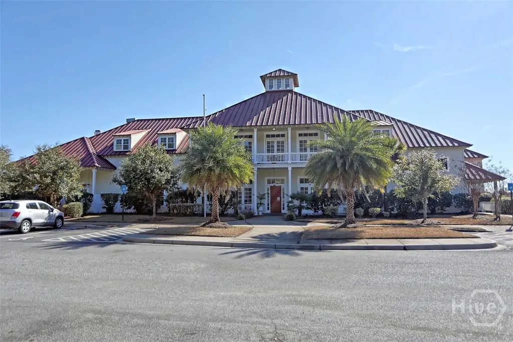 59 White Oak Bluff Savannah GA 31405