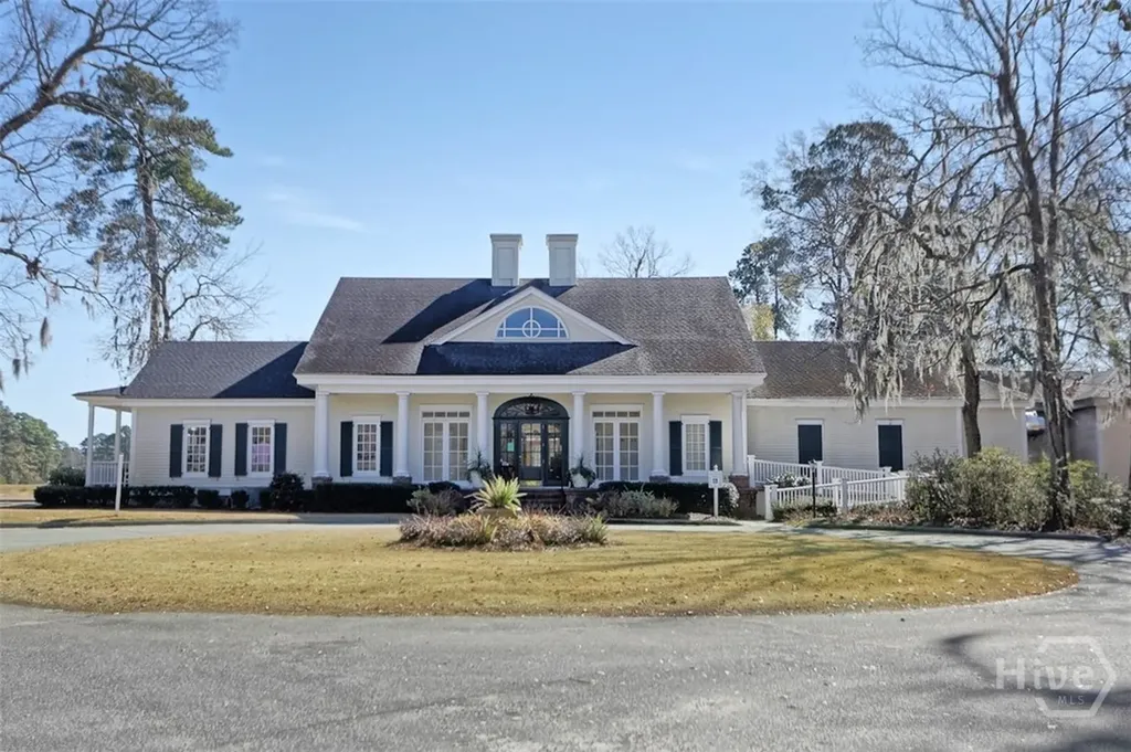 59 White Oak Bluff Savannah GA 31405