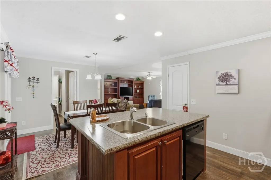 198 2nd Street Midway GA 31320