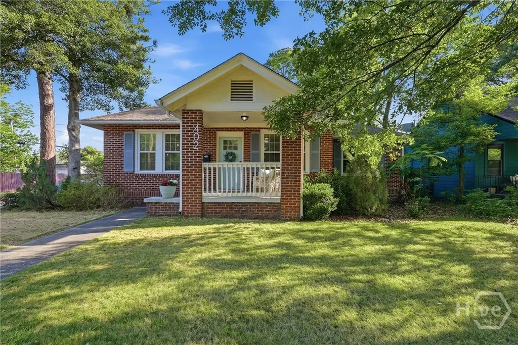 402 E 56th Street Savannah GA 31405