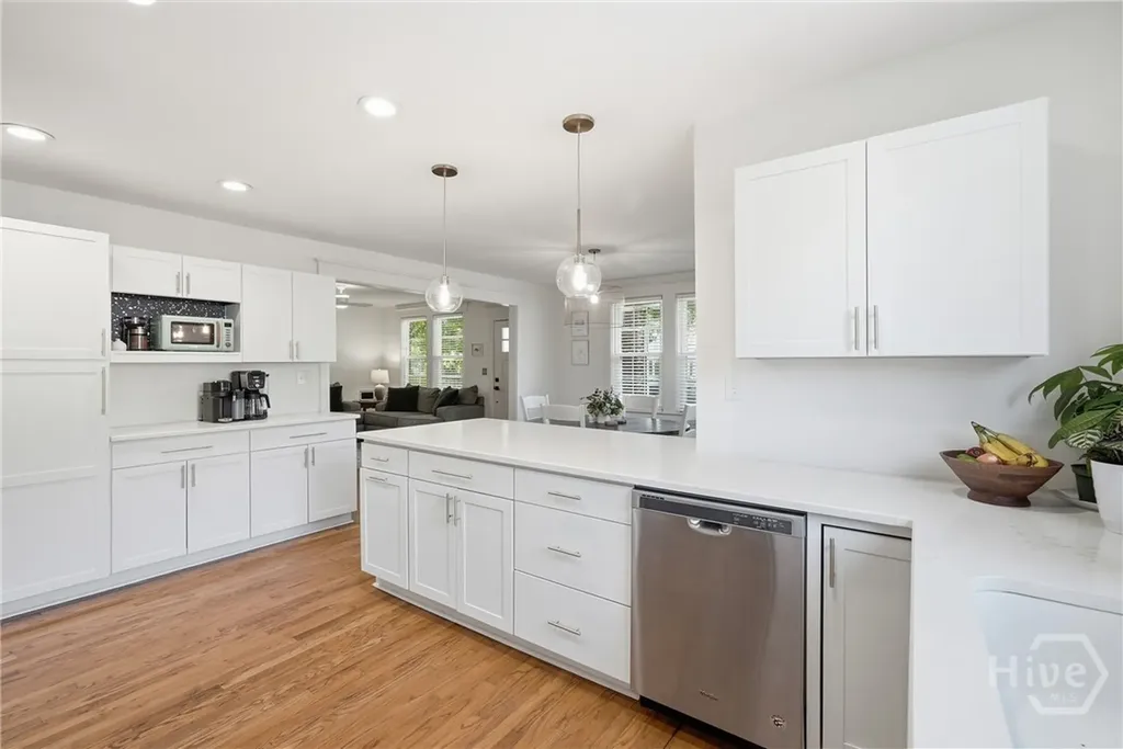 402 E 56th Street Savannah GA 31405