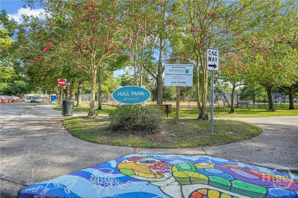 402 E 56th Street Savannah GA 31405