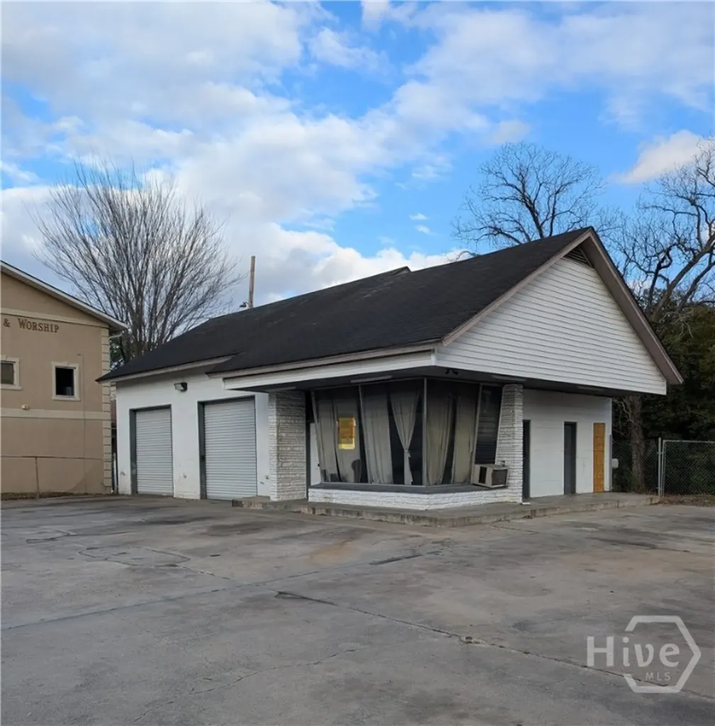 3912 Waters Avenue Savannah GA 31405