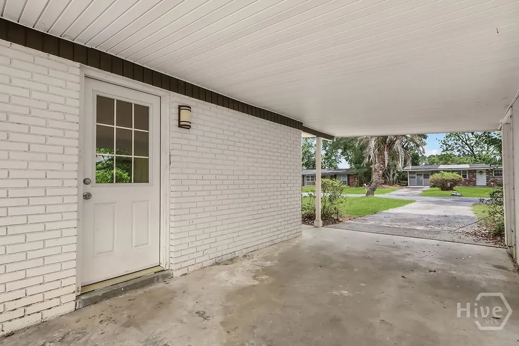 325 Woodley Road Savannah GA 31419