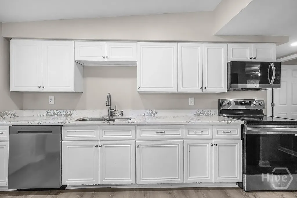 325 Woodley Road Savannah GA 31419