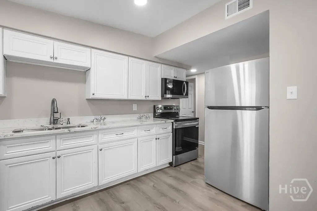 325 Woodley Road Savannah GA 31419