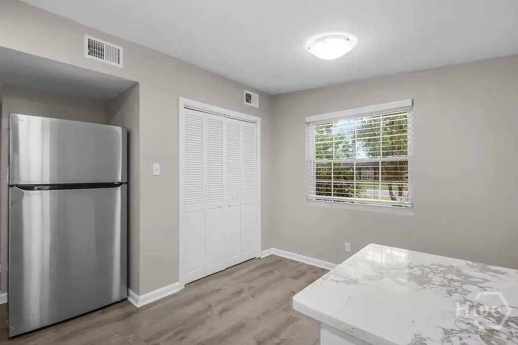 325 Woodley Road Savannah GA 31419