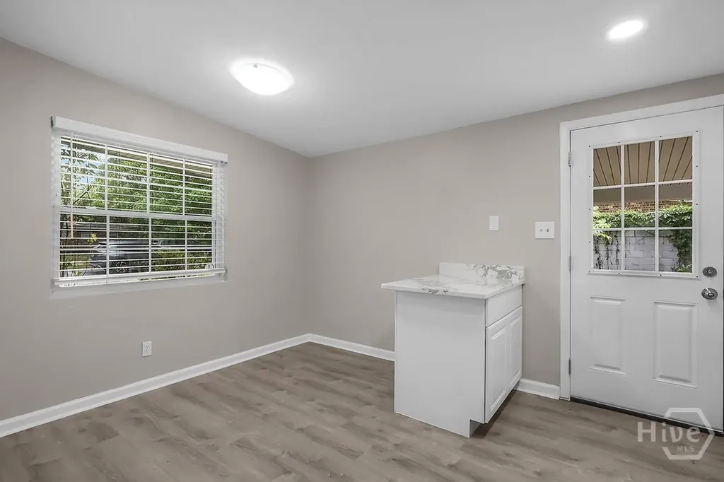 325 Woodley Road Savannah GA 31419