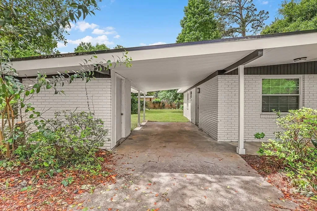325 Woodley Road Savannah GA 31419