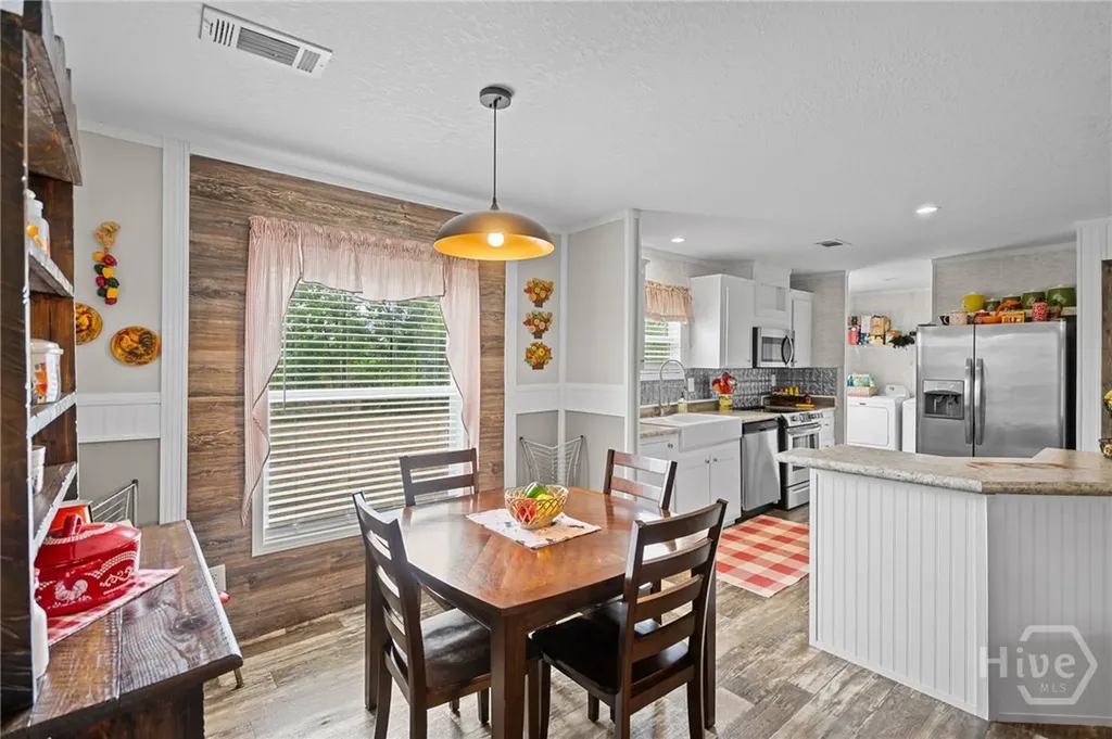 7589 Mud Road Brooklet GA 30415