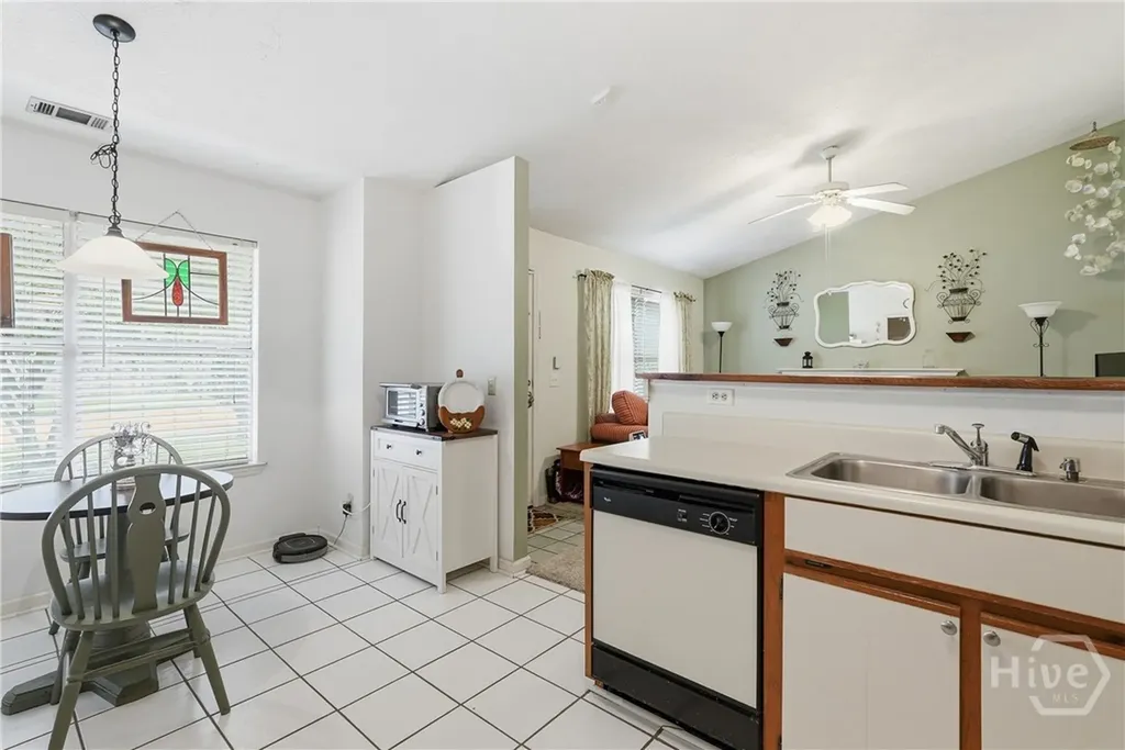 111 Bordeaux Lane Savannah GA 31419