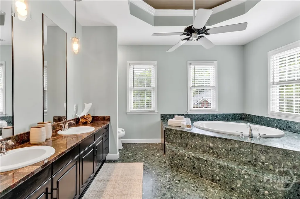 3 Pine Lakes Point Savannah GA 31405