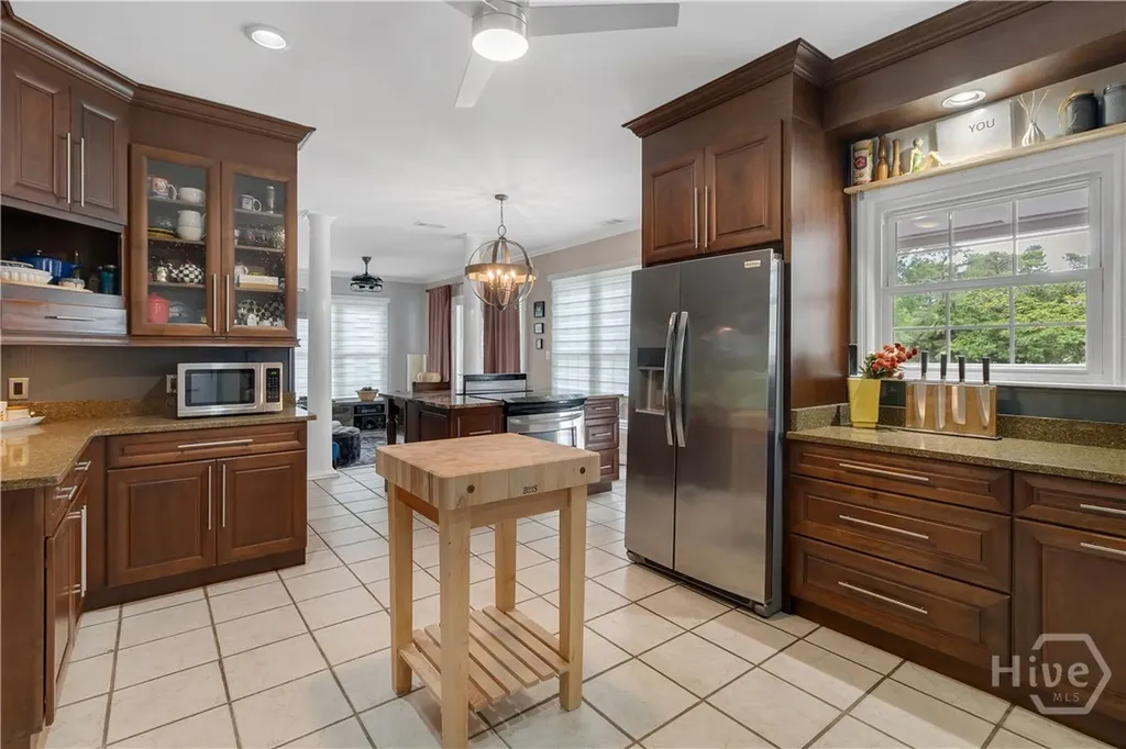 3 Pine Lakes Point Savannah GA 31405